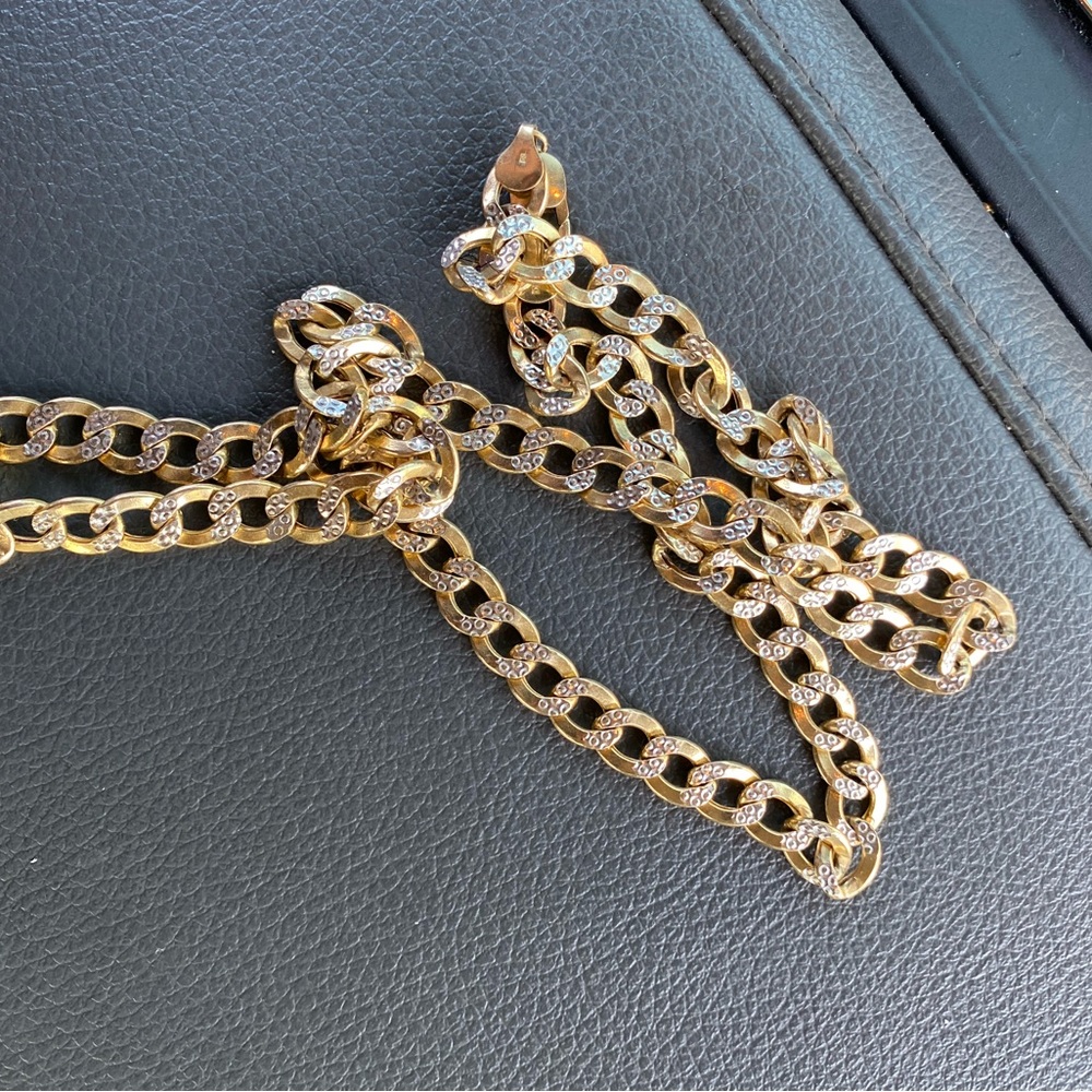 Necklace - Picture 3 of 6